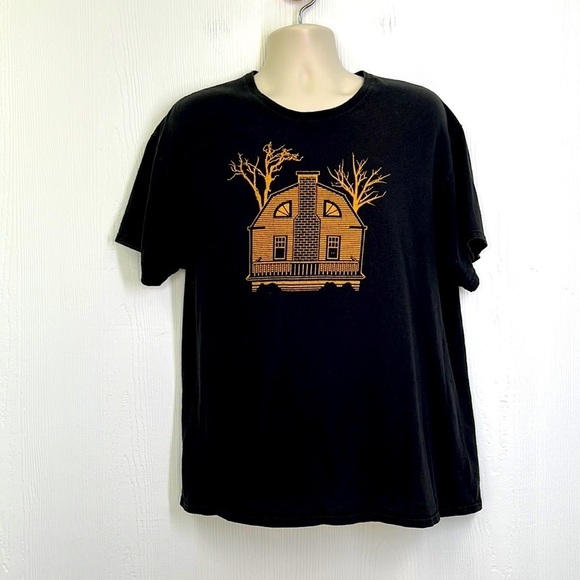Delta - The Amityville Horror House Graphic Black Short Sleeve T Shirt Size XL - Picture 1 of 11